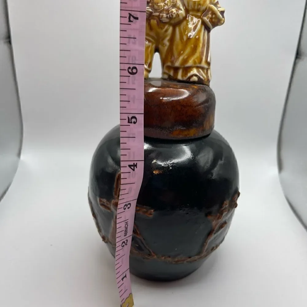 Dutch ginger jar vintage